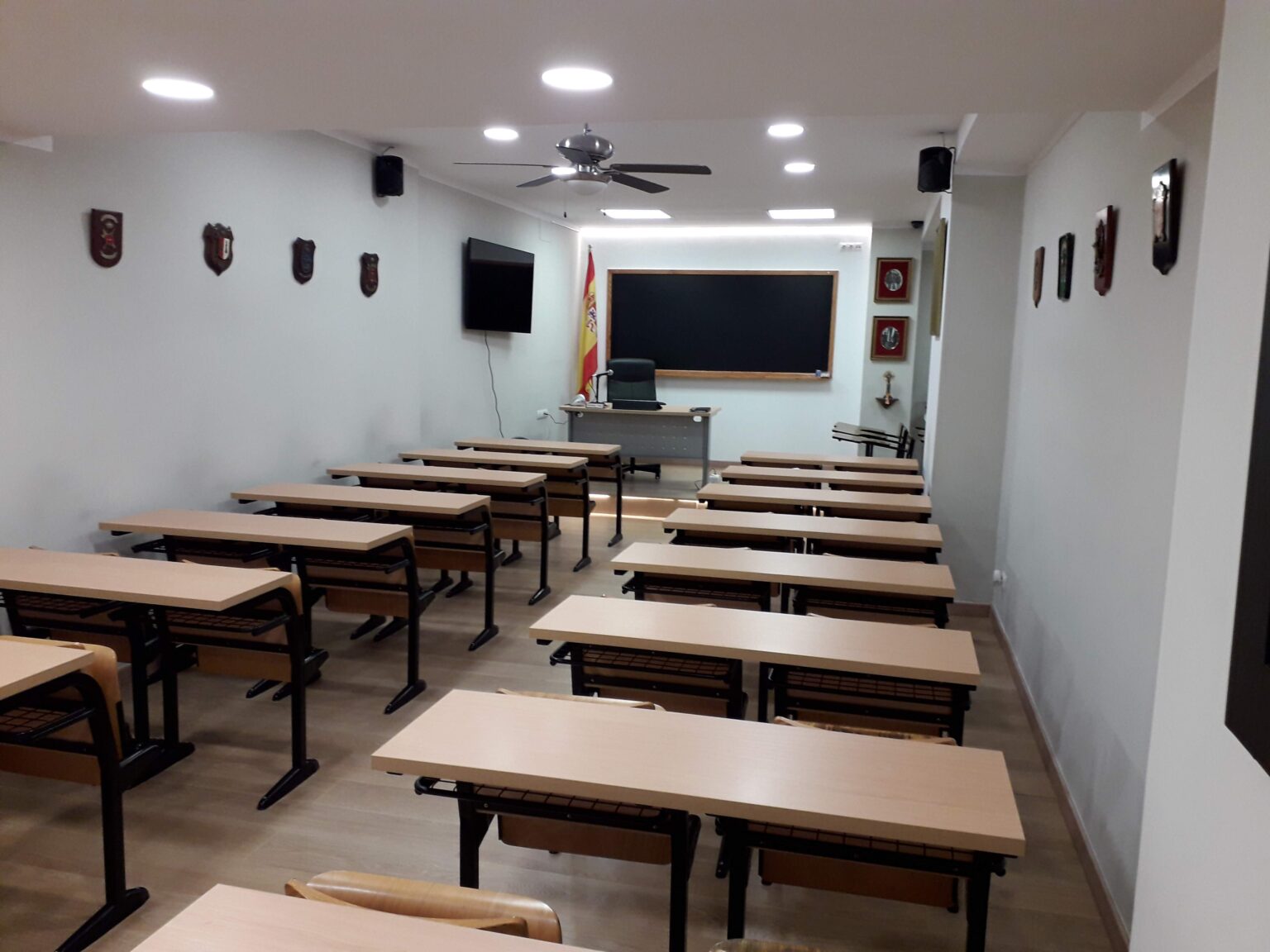 Simulacros de examen periódicos para opositores en Centro Duque de Ahumada